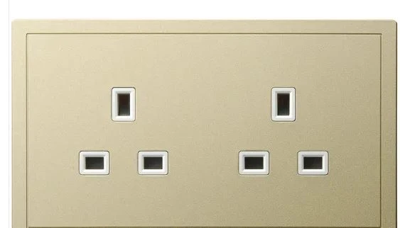 13A Switched Sockets With High Quality Plastic Molding